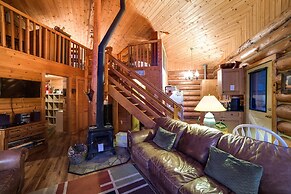 97MF - Lakeside - Dock - BBQ - Pets Ok - Sleeps 6