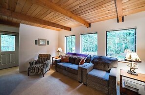 67MF- Hot Tub - Pets Ok - BBQ - Sleeps 5