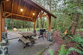 67MF- Hot Tub - Pets Ok - BBQ - Sleeps 5