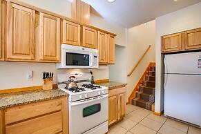 70MBR- Hot Tub - BBQ - Wi-Fi - Pets Ok - Sleeps 8