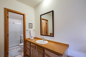 70MBR- Hot Tub - BBQ - Wi-Fi - Pets Ok - Sleeps 8