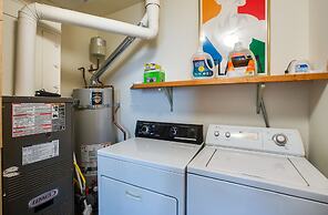 70MBR- Hot Tub - BBQ - Wi-Fi - Pets Ok - Sleeps 8