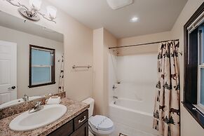 89GS - Hot Tub - Pets Ok - WiFi - Sleeps 4