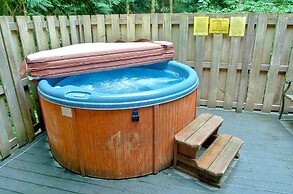 89GS - Hot Tub - Pets Ok - WiFi - Sleeps 4