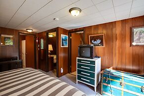 63MBR - Hot Tub - BBQ - Pets Ok - WiFi - Sleeps 6