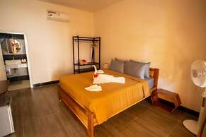 Vida Loca Resort & Sunset Beach