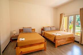 Vida Loca Resort & Sunset Beach