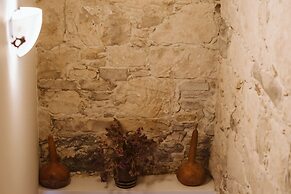 Ariadni Gaia Cottage