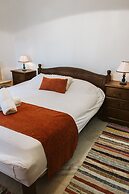 Ariadni Gaia Cottage