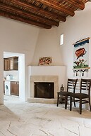 Ariadni Gaia Cottage