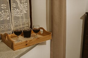 Ariadni Gaia Cottage