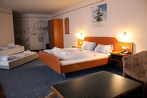 Waldhotel Feldbachtal