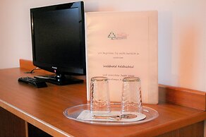 Waldhotel Feldbachtal