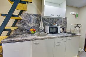 URoom Apart Hotel Pervomaiskaya