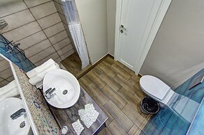 URoom Apart Hotel Pervomaiskaya