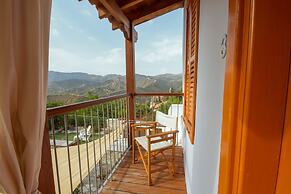 Thyone Uno Bal Cottage