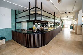 Mangrove Beach Corendon Curacao All-Inclusive Resort, Curio by Hilton