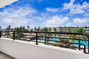 Mangrove Beach Corendon Curacao All-Inclusive Resort, Curio by Hilton