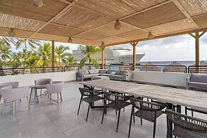 Mangrove Beach Corendon Curacao All-Inclusive Resort, Curio by Hilton