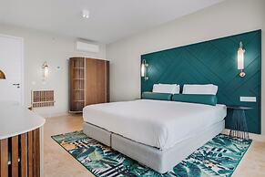 Mangrove Beach Corendon Curacao All-Inclusive Resort, Curio by Hilton