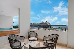 Mangrove Beach Corendon Curacao All-Inclusive Resort, Curio by Hilton