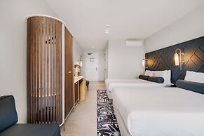 Mangrove Beach Corendon Curacao All-Inclusive Resort, Curio by Hilton