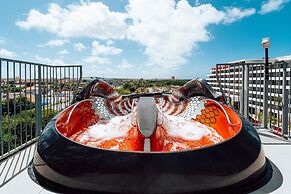 Mangrove Beach Corendon Curacao All-Inclusive Resort, Curio by Hilton