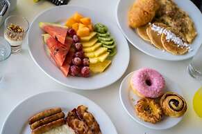 Mangrove Beach Corendon Curacao All-Inclusive Resort, Curio by Hilton