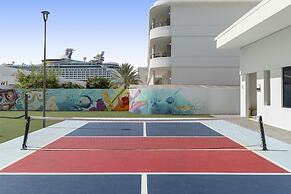 Mangrove Beach Corendon Curacao All-Inclusive Resort, Curio by Hilton