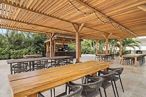 Mangrove Beach Corendon Curacao All-Inclusive Resort, Curio by Hilton