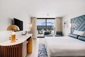 Mangrove Beach Corendon Curacao All-Inclusive Resort, Curio by Hilton