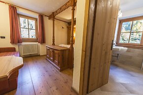 Rifugio Lago Nambino