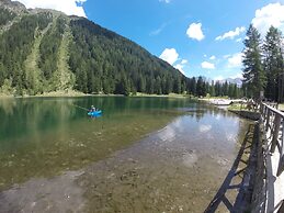 Rifugio Lago Nambino