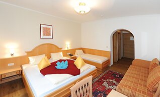 Bike & Ski Hotel Unterellmau