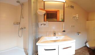 Bike & Ski Hotel Unterellmau