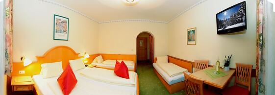 Bike & Ski Hotel Unterellmau