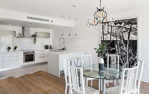 Lagoon Amazing water front 3