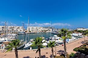 Lagoon Amazing water front 3