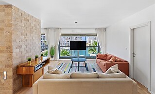 Lagoon Amazing water front 3