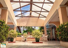 Hotel y Cabinas El Coral