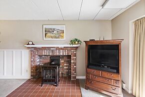 Lodge Condo 24