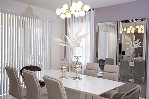 Amazing 6bds Single Home With Private Pool St7040