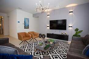 Amazing 6bds Single Home With Private Pool St7040