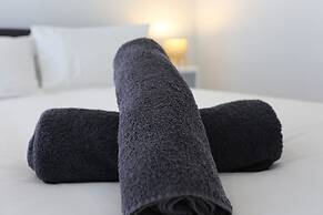 ReadySet Apartments at Stadium
