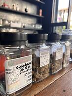 2Street Hostel at Surathani - Adults Only