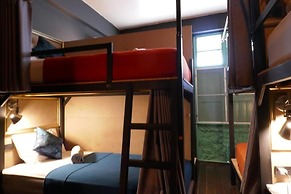 2Street Hostel at Surathani - Adults Only