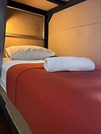 2Street Hostel at Surathani - Adults Only