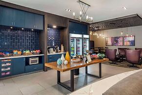 Cambria Hotel Manchester South Windsor