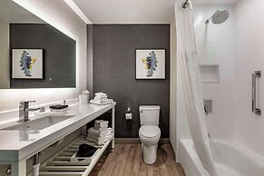 Cambria Hotel Manchester South Windsor