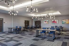 Cambria Hotel Manchester South Windsor